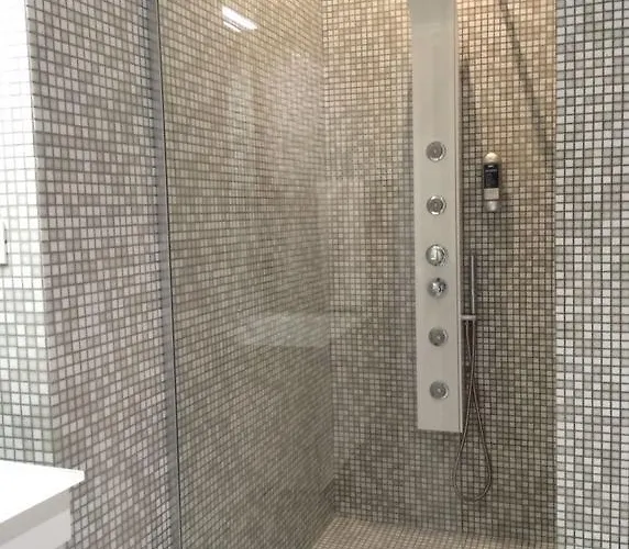 Tuttelestrade - The Rom